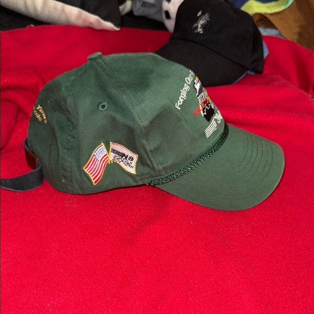 Green Embroidered Cap - Picture 2 of 6
